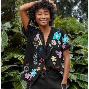Johnny Was KiKi Appliqué blouse top women’s medium